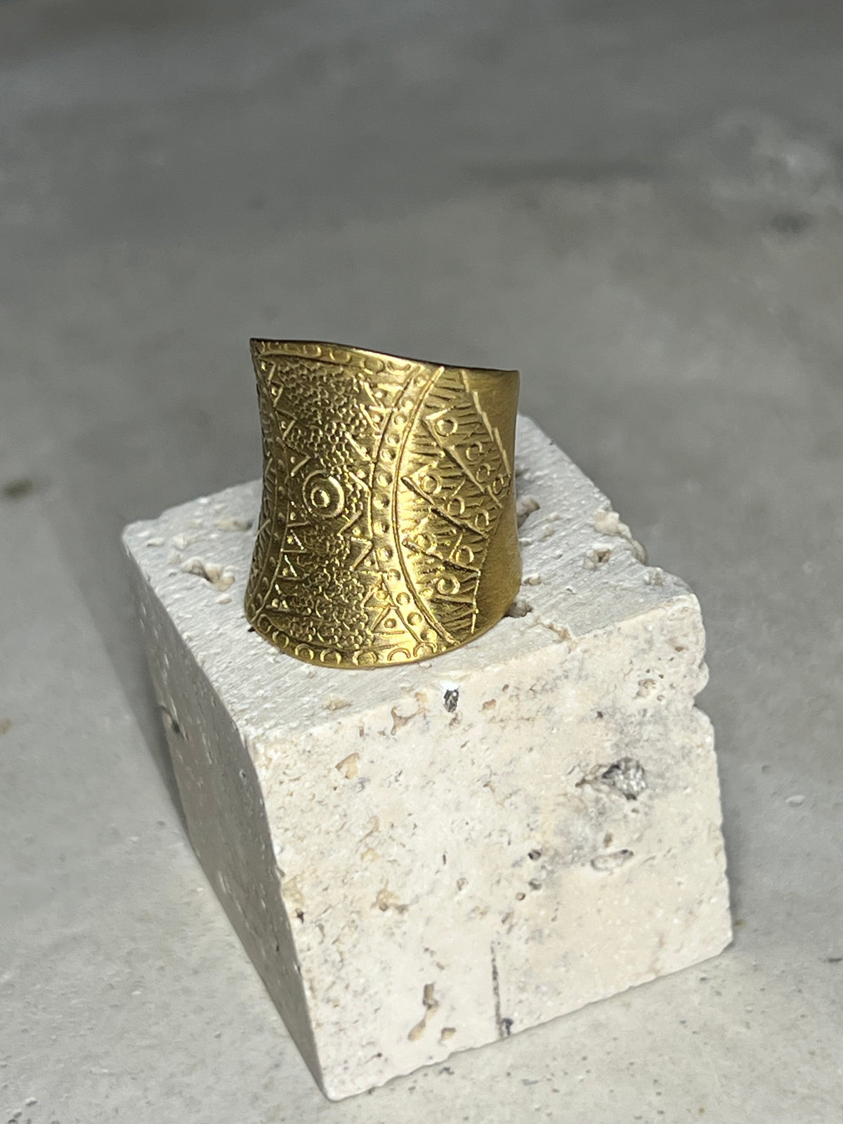 Ayli Ring ornamental