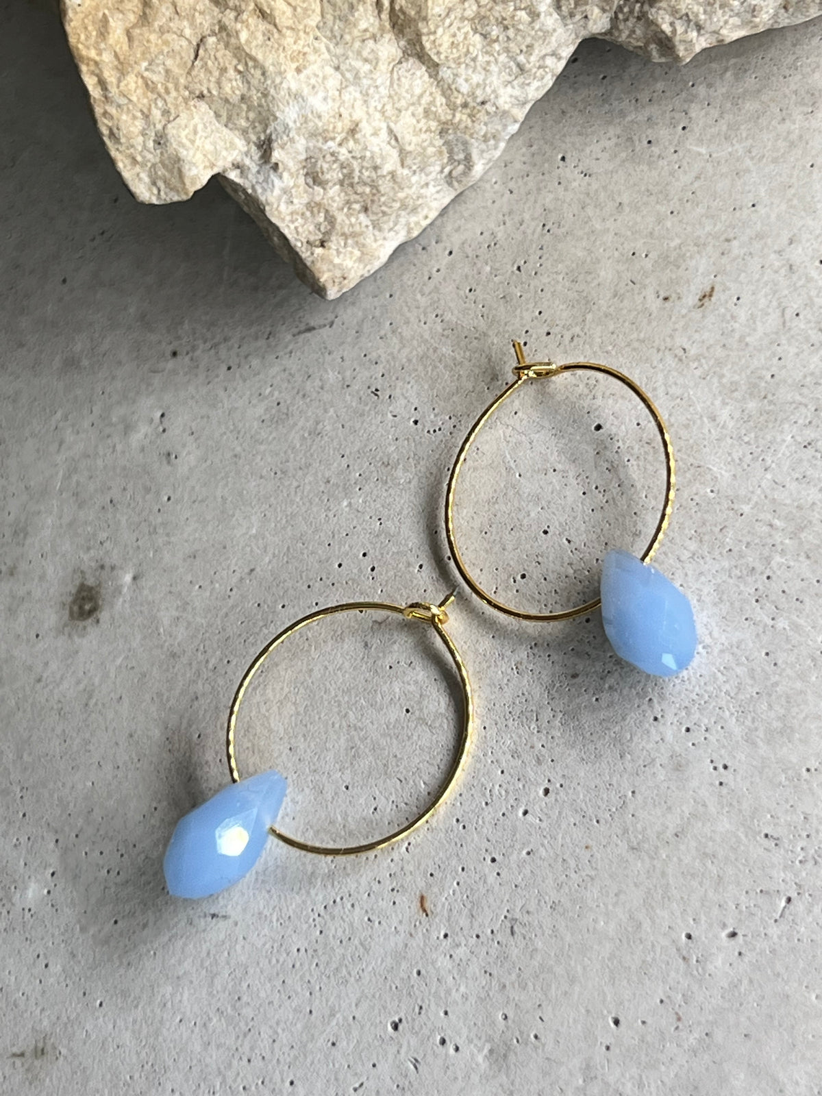 Chalcedon Blue Creolen