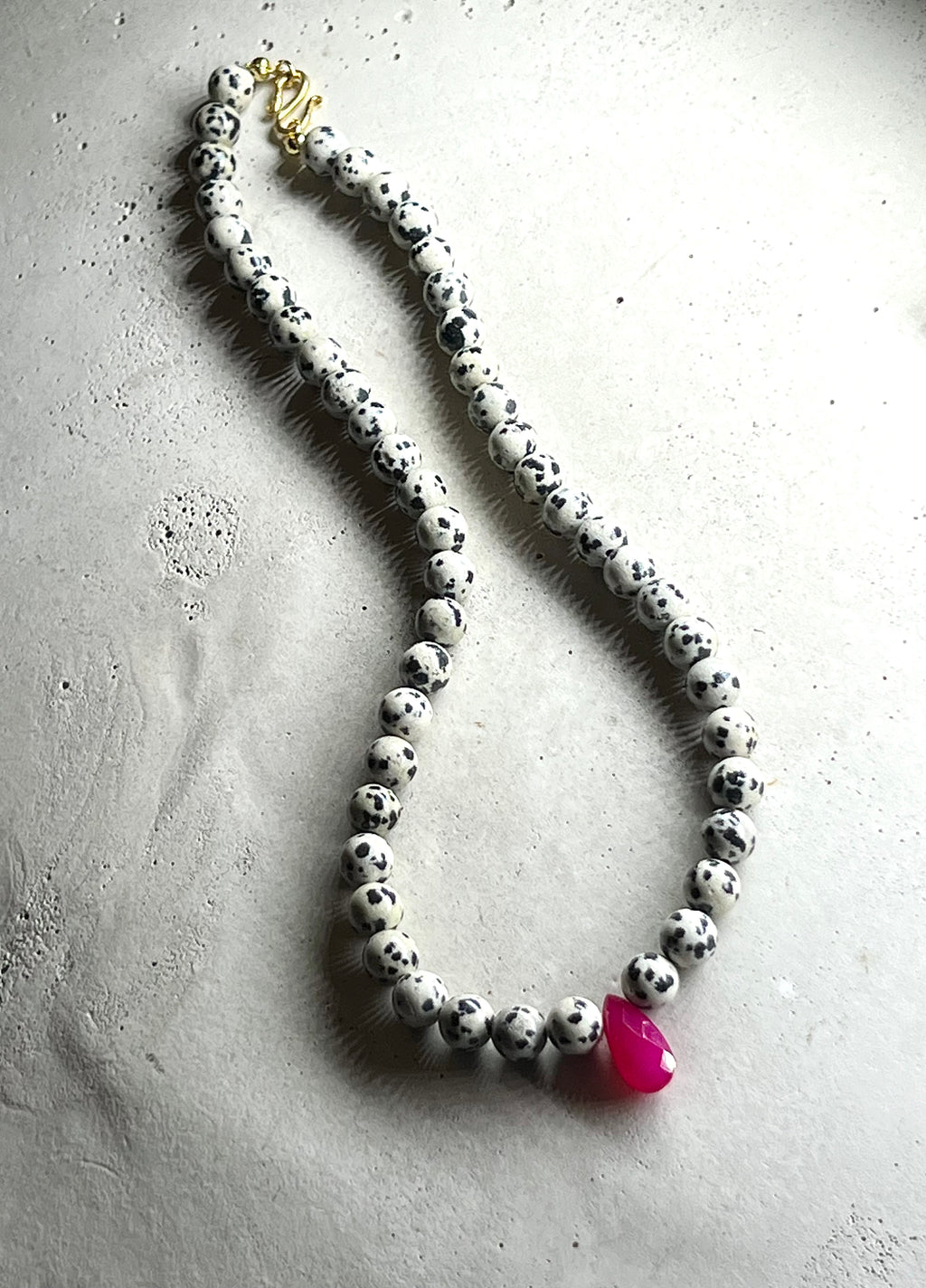 Dalmatiner Jaspis Choker pink Chalcedon