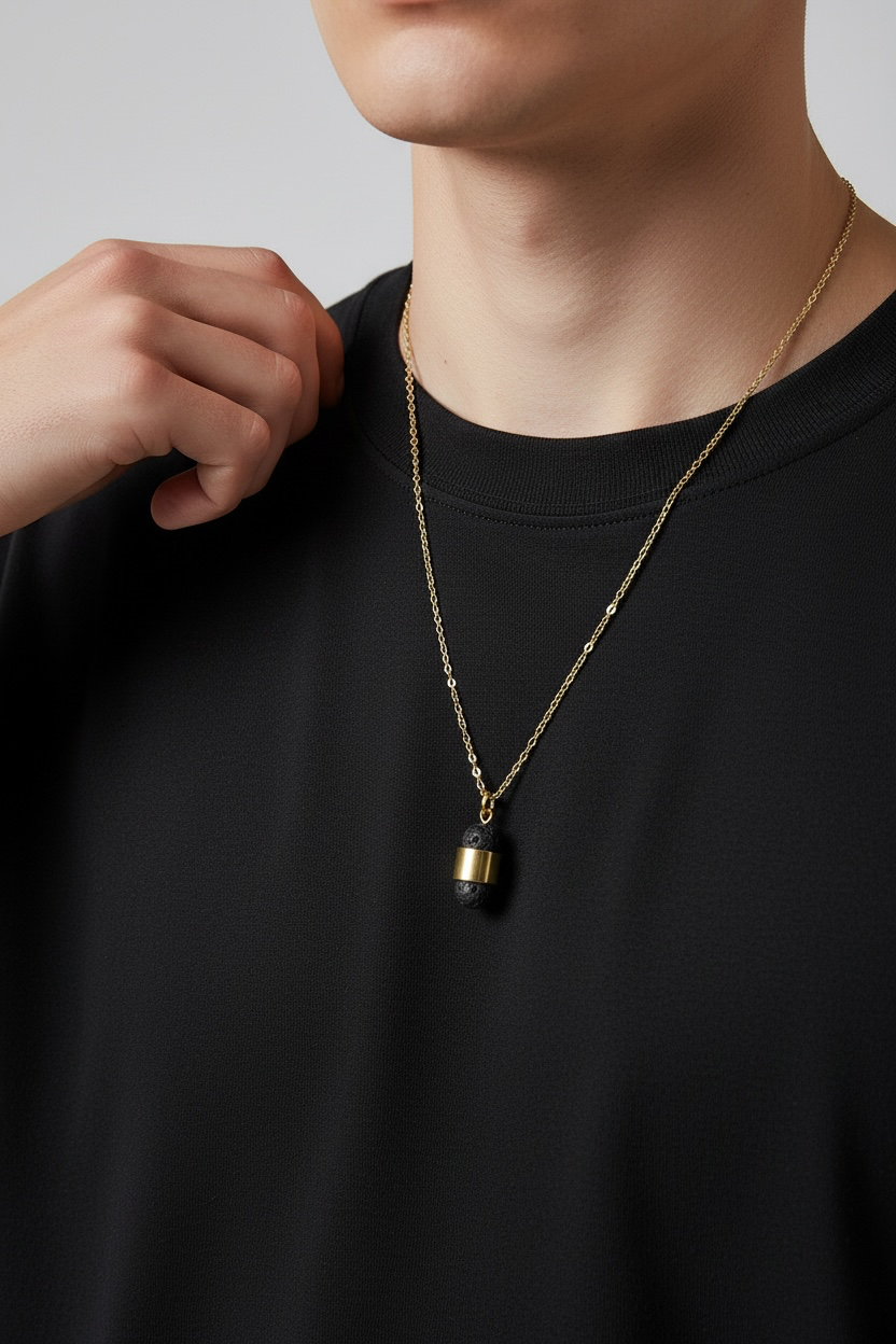 Capsule black Lavastone
