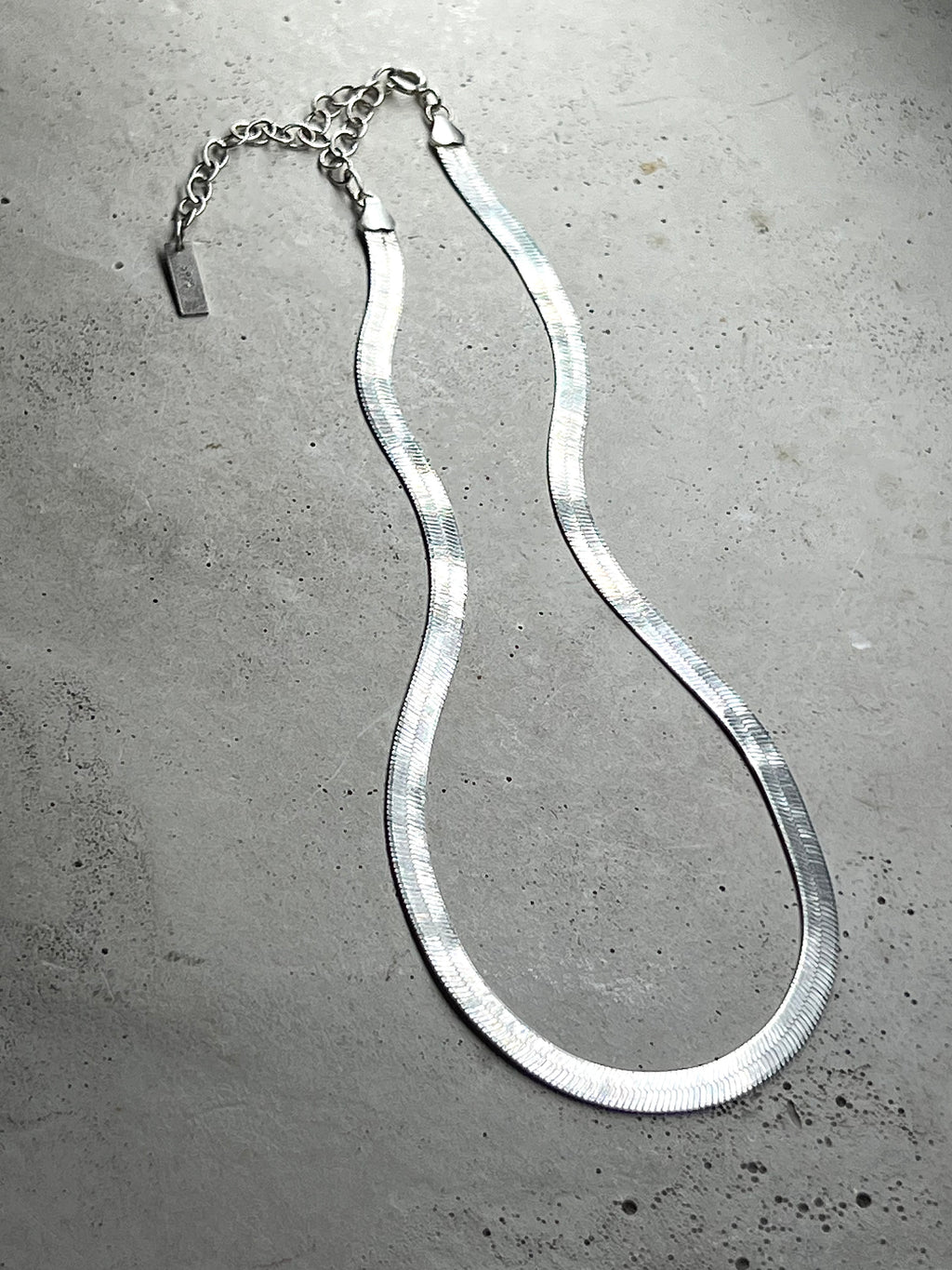 Universe 925 Silver Snake Choker