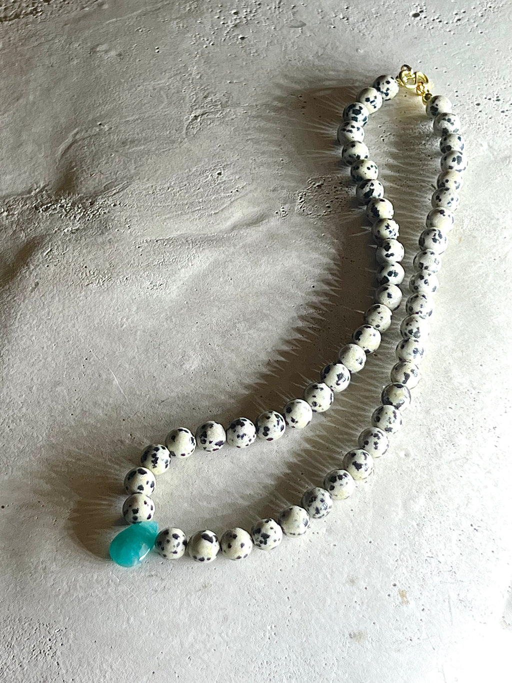 Dalmatiner Jaspis Choker Amazonit
