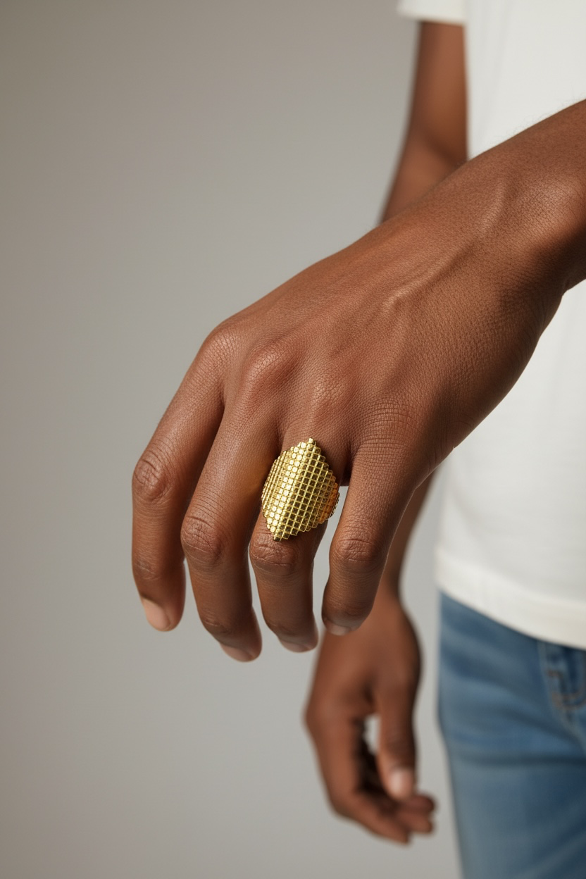 Cubia Ring